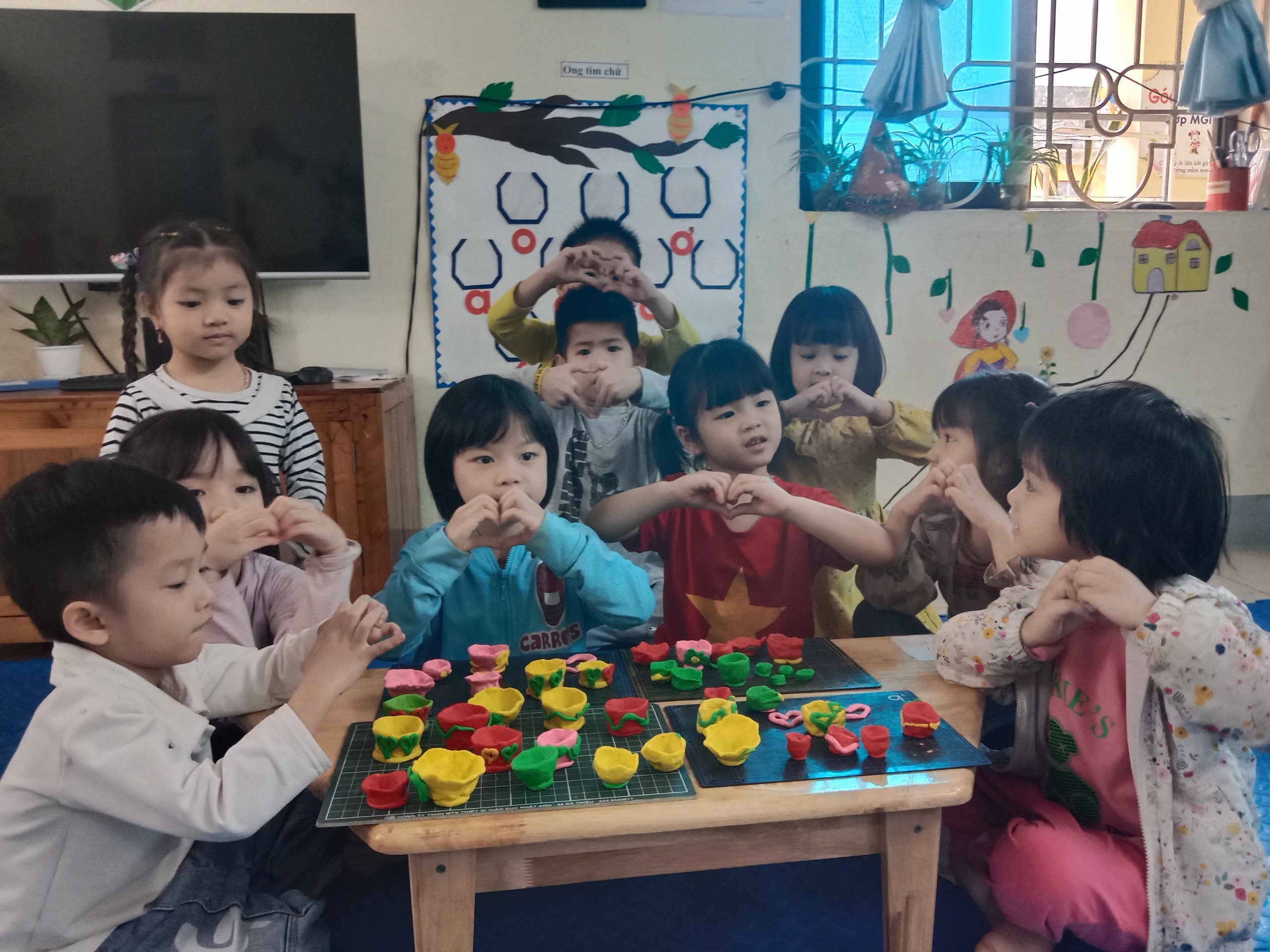 Tác phẩm nặn
